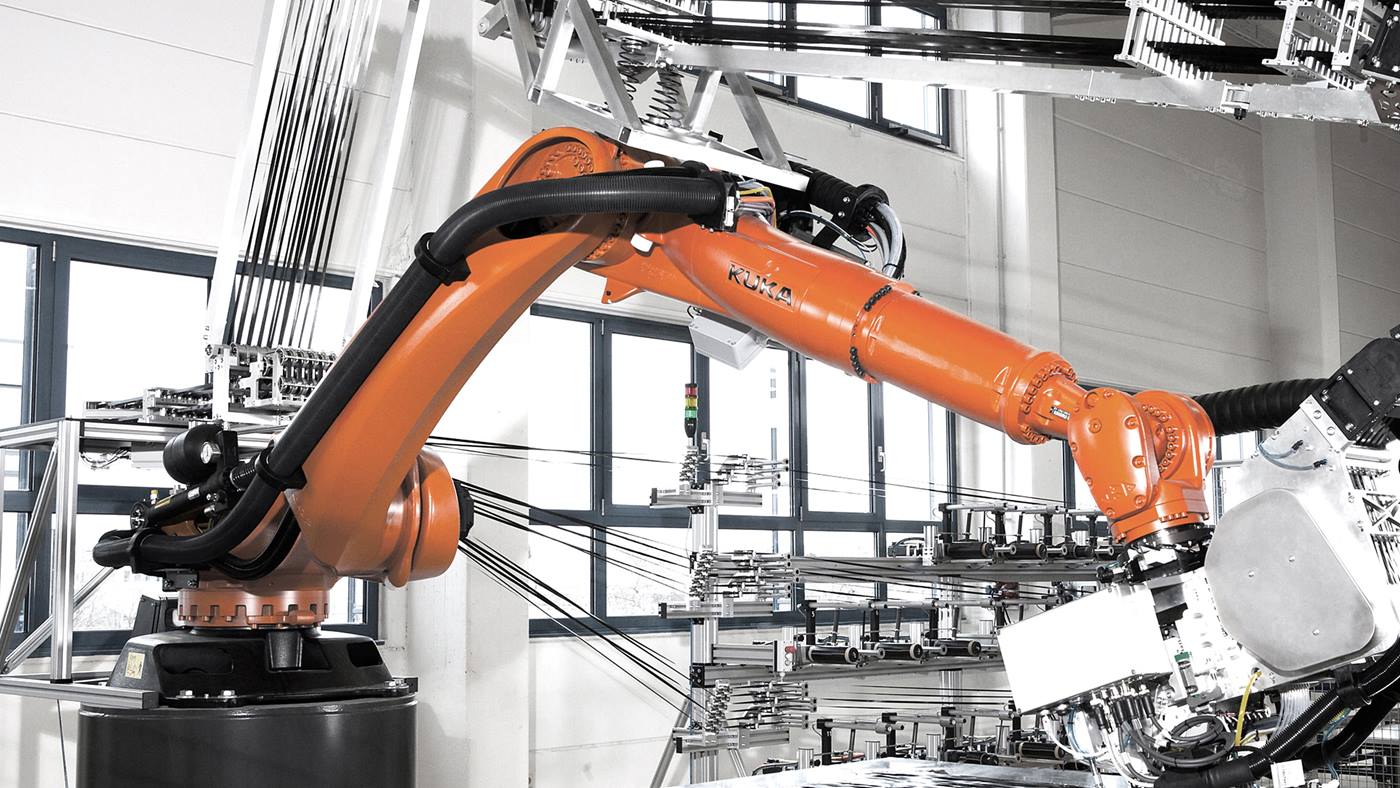 KR 150 R3700 K ultra im Einsatz bei Compositence